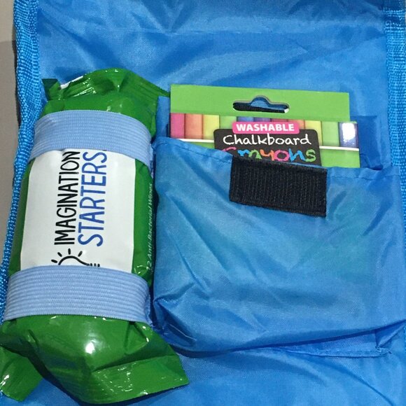 NEW! Imagination Starters Travel Set with Write-On Flash Cards, Crayons & Wipes - Picture 7 of 15